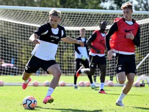 Joe Cole nêu tên sao Chelsea giỏi hơn Cole Palmer