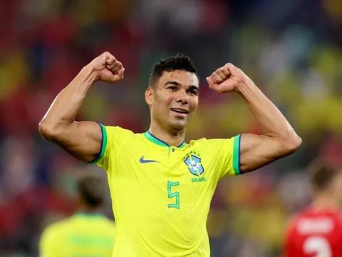 Casemiro giúp Brazil nhảy múa ở World Cup