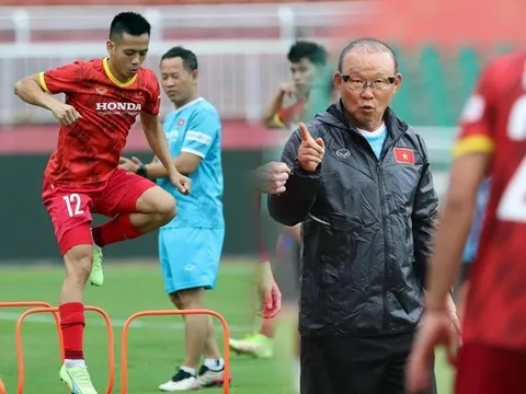 Thầy Park đau đầu với 2 tiền đạo ĐT Việt Nam