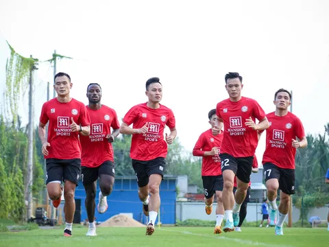 "Các cầu thủ của tôi chỉ ở mức trung bình"