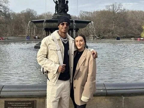 Các sao Manchester United làm gì trong kỳ nghỉ