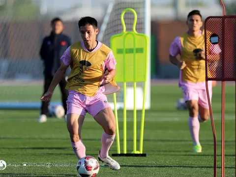 "Cách thay người của HLV Troussier khiến nhiều người đặt dấu hỏi"