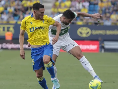 Cadiz gửi đơn kiện, đòi đá lại trận Elche từ phút 81