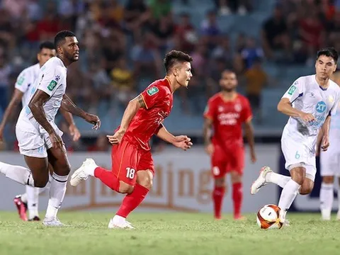 Báo động đỏ cho Quang Hải