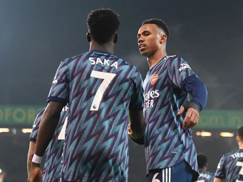 Cái tên chuyền chính xác 92,8%, 4 lần cản phá là báu vật của Arsenal