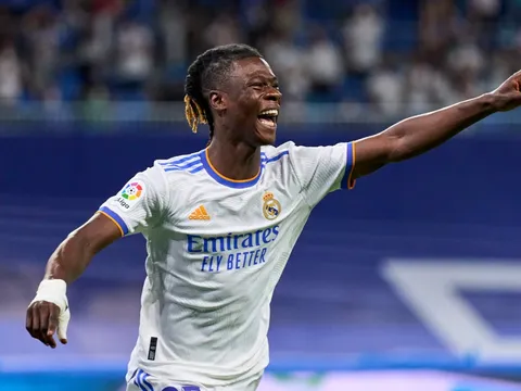 Camavinga: "Tôi không phải là một hậu vệ cánh"