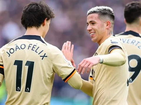 Cặp đôi 200 triệu khiến CĐV Chelsea mơ mộng