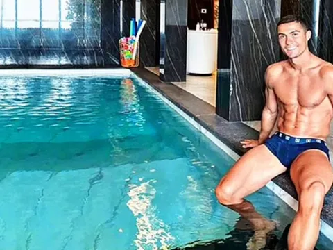 Đồng đội tiết lộ thói quen ăn uống của Ronaldo