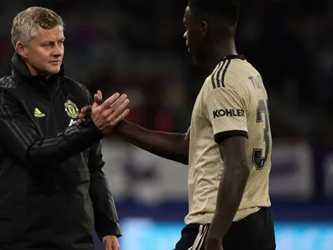 Xác nhận: Man Utd đàm phán, đẩy đá tảng sang Serie A