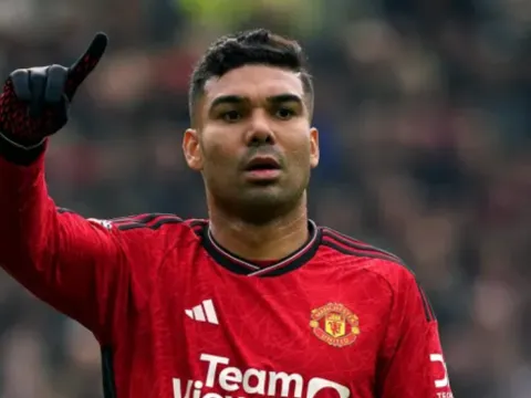 "Đối với tôi, Casemiro là cầu thủ xuất sắc nhất thế giới"
