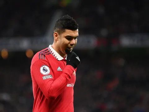 Casemiro có đáng trách khi nhận thẻ đỏ?