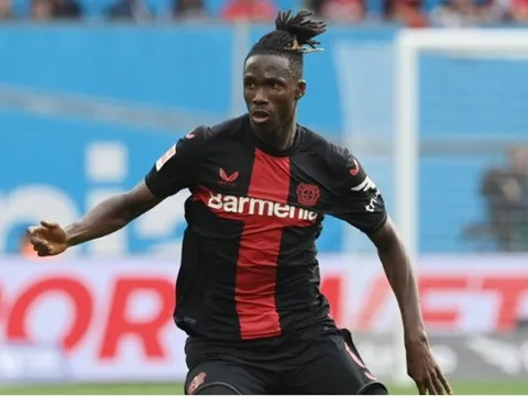 Leverkusen báo giá đá tảng cho M.U
