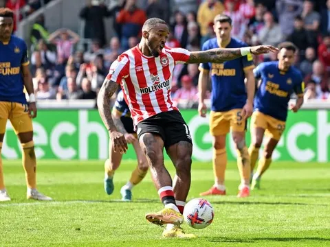 "Cậu ấy như một cầu thủ của Arsenal"