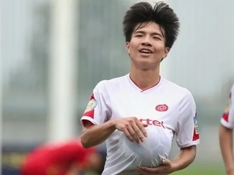 Cầu thủ ăn mừng gây tranh cãi ở giải U17 Quốc gia