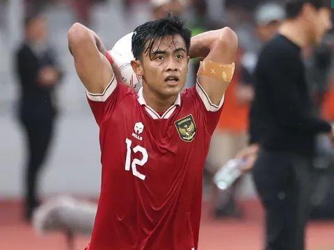 Cầu thủ Indonesia được xếp 'chung mâm' với sao trẻ MU