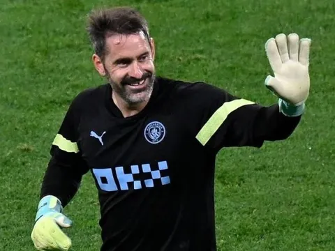 Cầu thủ Man City duy nhất vô địch Champions League hai lần
