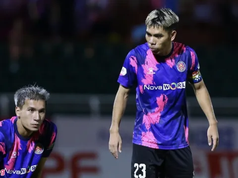 Cầu thủ Sài Gòn giảm tiền lót tay để rời đội