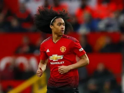 Solskjaer khen ngợi màn trình diễn của Tahith Chong