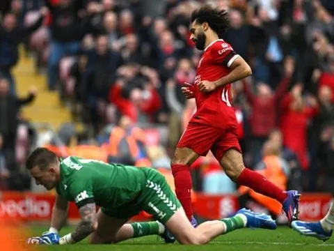 Salah lập cú đúp và những giá trị vàng mười cho Liverpool
