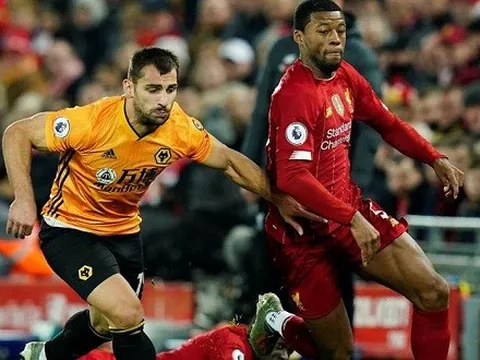 Cậu bé nhặt bóng gặp tai nạn, Liverpool vào cuộc điều tra