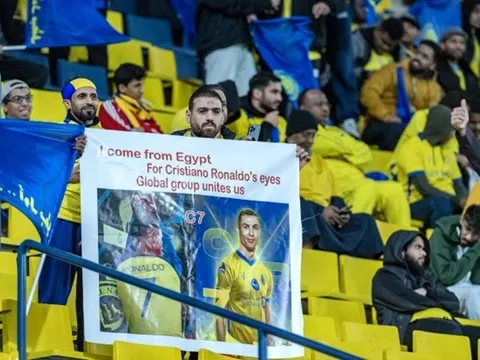 CĐV Al Nassr gây choáng ngợp vì Ronaldo