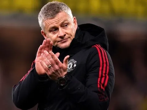 CĐV Man Utd: "Cảm ơn và Solsa bị sa thải"