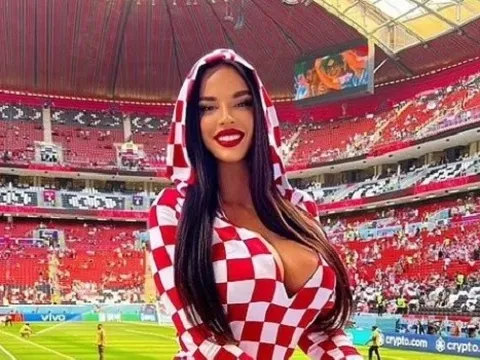 CĐV sexy nhất World Cup khiến Qatar phẫn nộ
