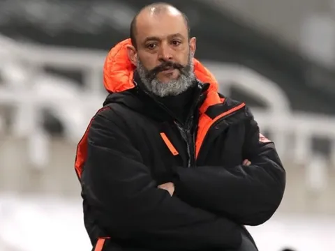 CĐV: "Thua 4 trận Derby London liên tiếp là hành vi đáng bị sa thải"