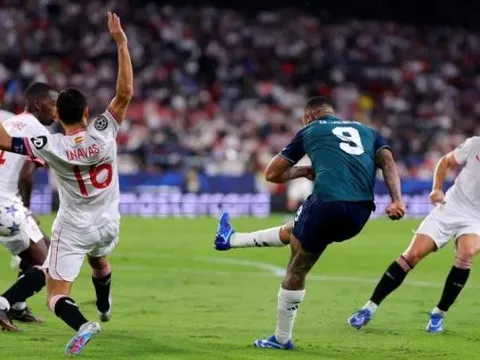 Chấm điểm Arsenal: 1 điểm 9; Dấu hỏi Raya