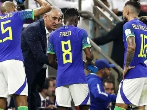 Chấm điểm Brazil: Ấn tượng Fred; Alves, Jesus gây thất vọng