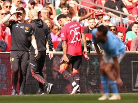 Chấm điểm M.U: 4 điểm 7; Rashford tàng hình