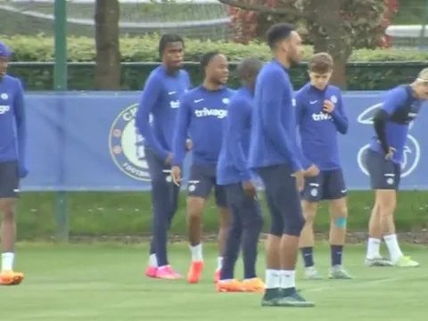 Lampard lý giải quyết định gây sốc với tài năng U14 Chelsea