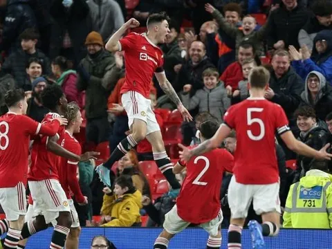 Man Utd cho phép cầu thủ thứ 3 chia tay Old Trafford