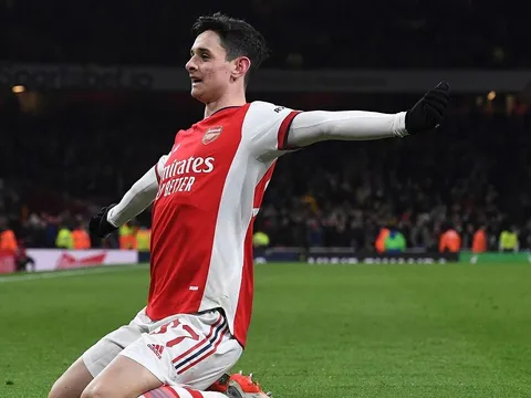 Charlie Patino - Thần đồng mới của Arsenal là ai?