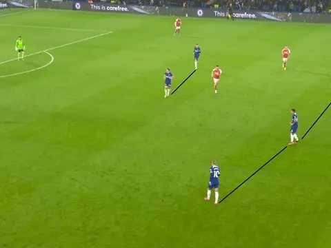 Arteta đã làm thế nào để kiếm về 1 điểm trước Chelsea?