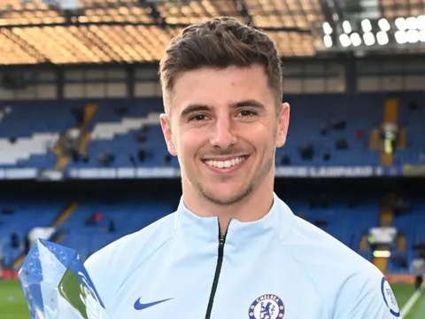 Chelsea cần 'thưởng lớn' cho Mason Mount