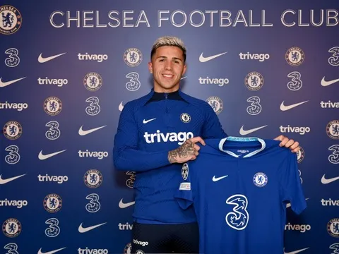 "Nhà soạn nhạc" ra mắt Chelsea