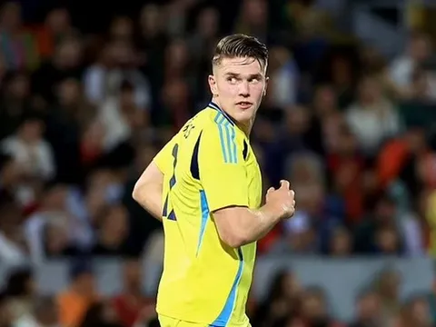 Chelsea cử trinh sát theo dõi họng pháo 50 bàn
