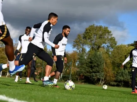 Chelsea đón hai cú hích trước thềm EFL Cup