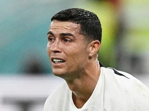 Chị gái Ronaldo: Bồ Đào Nha thất bại do một lũ chuột