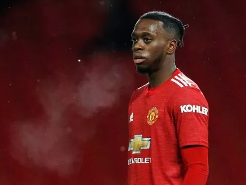 Aaron Wan-Bissaka bị treo bằng nửa năm