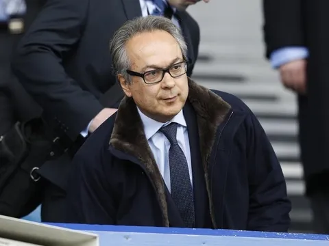 Chi tiêu liều lĩnh, Everton suýt trả giá đắt