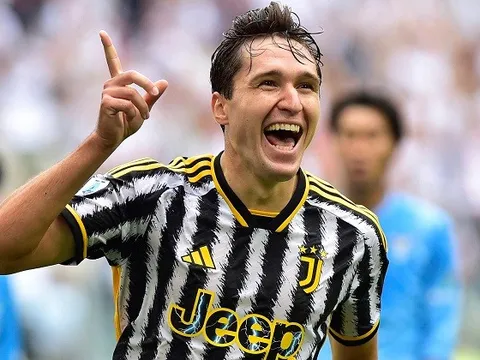 MU ngắm Federico Chiesa, chuyên gia nói ngay "vô lý"