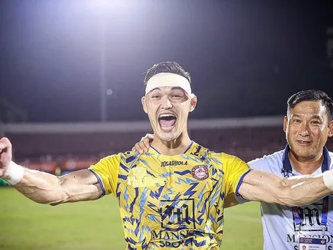 Chìm sâu đáy bảng V-League, HAGL chốt 6 tân binh từ nhà ĐKVĐ