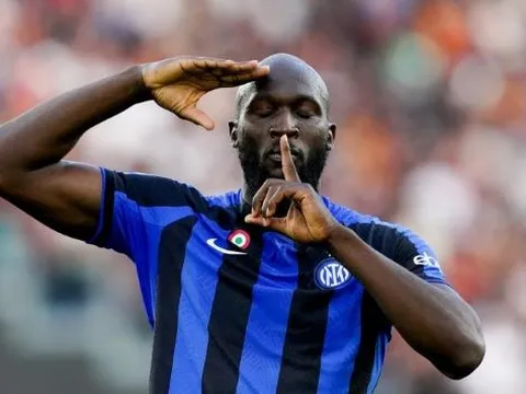 Chính quyền cấm các cổ động viên mang còi đến sân để chế giễu Lukaku