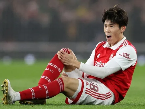 CHÍNH THỨC! Arsenal đón cú sốc, trụ cột nghỉ hết mùa