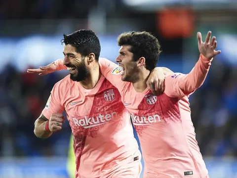 CHÍNH THỨC: Barca chia tay cái tên đầu tiên