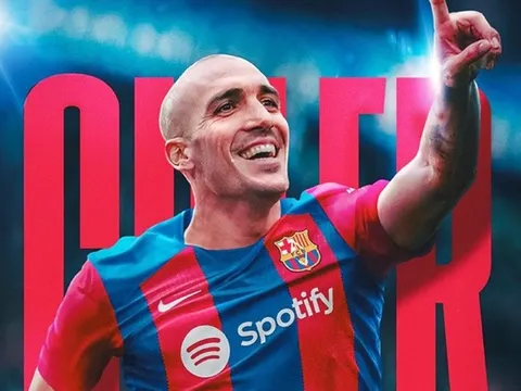 CHÍNH THỨC! Barcelona công bố tân binh thứ 3