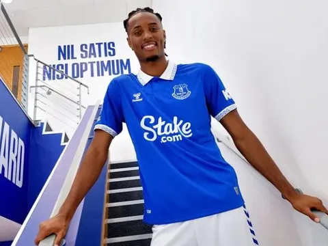 CHÍNH THỨC! Everton đón 'sát thủ' tuổi teen