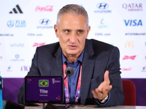 CHÍNH THỨC: HLV Tite từ chức